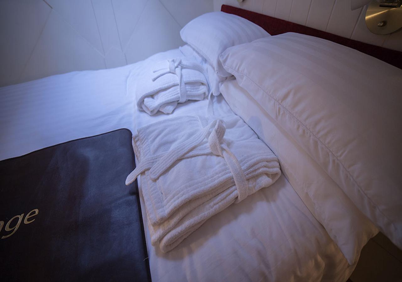 Hotel Barge Waternimf Ely Eksteriør bilde